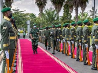 RDC-Rwanda : entretien bilatéral des chefs des armées pour mettre fin aux groupes terroristes