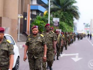 La Garde Républicaine lors de marche d'endurance à Kinshasa.