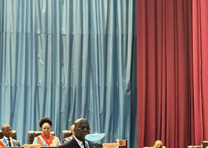 Félix Tshisekedi au parlement 